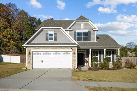 1233 Royal Coach Trl, Kernersville, NC 27284