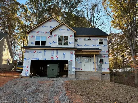 990 Kelwyn Ln, Lewisville, NC 27023