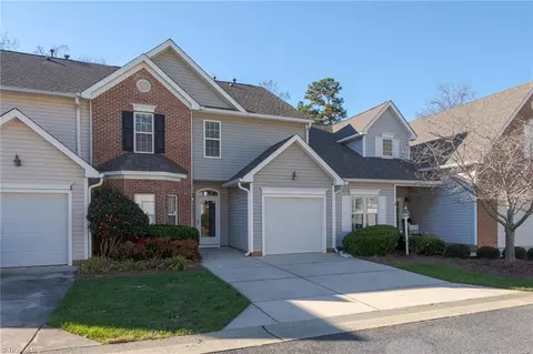 202 Misty Waters Ln, Jamestown, NC 27282