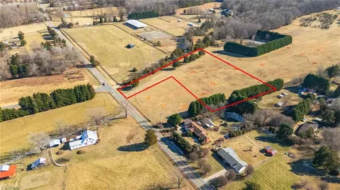 1773 Scalesville Rd, Summerfield, NC 27358