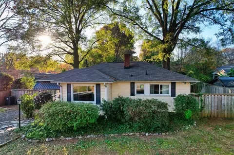 1303 Quail Dr, Greensboro, NC 27408