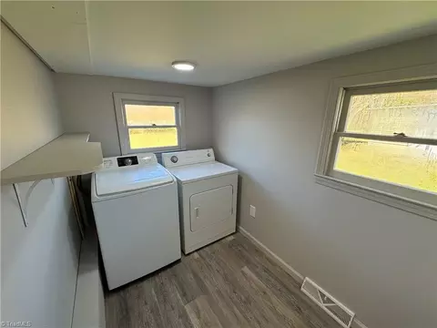 132 Benge Dr, Elkin, NC 28621 photo 17