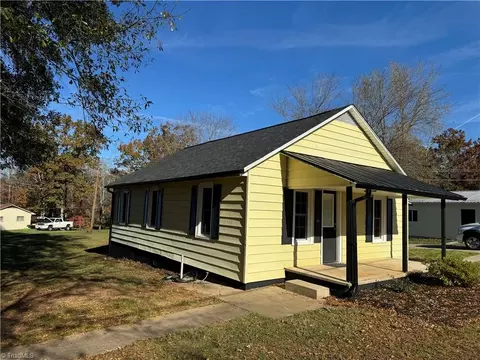 132 Benge Dr, Elkin, NC 28621 photo 26