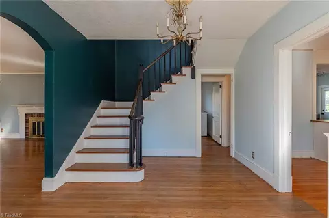 1129 Meadow Rd E, Eden, NC 27288 photo 5