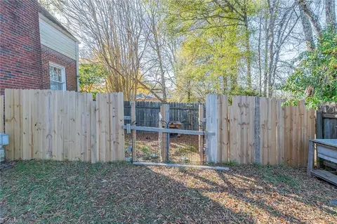 1129 Meadow Rd E, Eden, NC 27288 photo 33