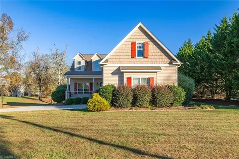 2638 Mock Rd, High Point, NC 27265