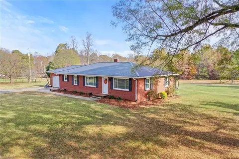 340 Payne Rd, Lexington, NC 27295