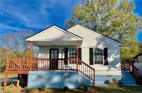 707 Richmond Ave, Burlington, NC 27217