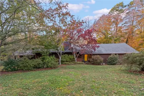 300 Duke Dr, Lexington, NC 27292