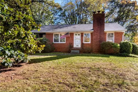 2628 Lullington Dr, Winston Salem, NC 27103