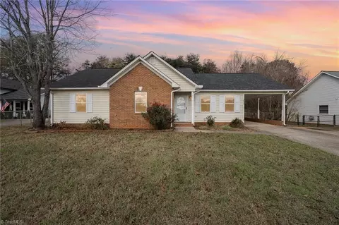 3817 Crusade Dr, Winston Salem, NC 27101
