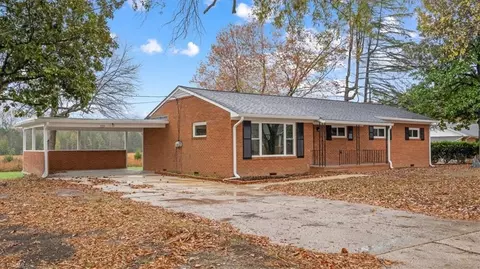 4411 Rehobeth Church Rd, Greensboro, NC 27406