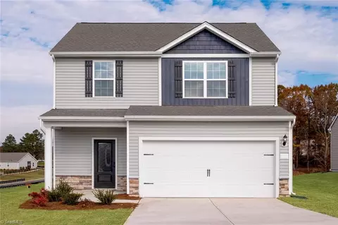 228 Dixieland Ct, King, NC 27021
