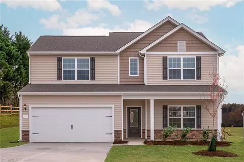 240 Dixieland Ct, King, NC 27021