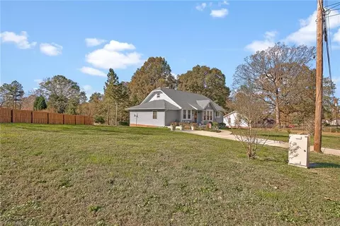 533 Fairbluff Ave, Salisbury, NC 28146 photo 5