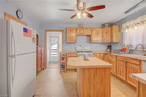 533 Fairbluff Ave, Salisbury, NC 28146 photo 17