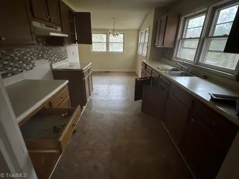 4770 Millers Mill Rd, Trinity, NC 27370 photo 3