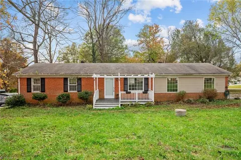 4060 Lamond Dr, Winston Salem, NC 27101