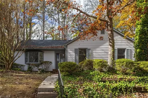 926 Chatfield Dr #A, Jamestown, NC 27282