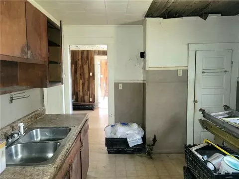 Entry Way - 1203 Pearson Pl, High Point, NC 27260 photo 3 of 4