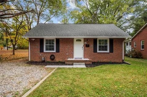 1024 Devonshire St, Winston Salem, NC 27107