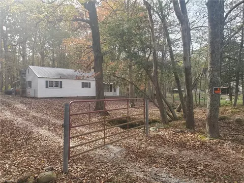 291 Virgil Hill Rd, Asheboro, NC 27205
