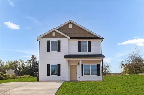 629 East St, Reidsville, NC 27320