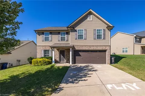 4992 Longburn Ln, Kernersville, NC 27284