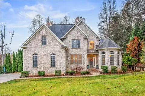 7479 Fox Chase Dr, Trinity, NC 27370 photo 2