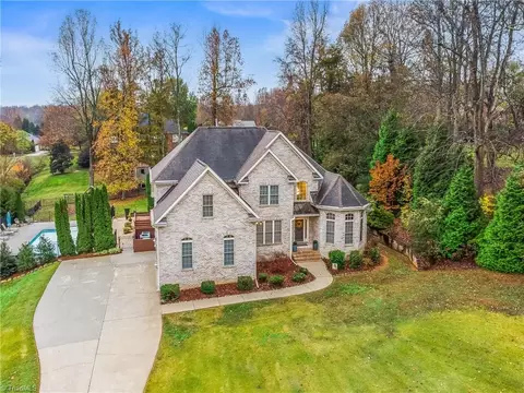 7479 Fox Chase Dr, Trinity, NC 27370