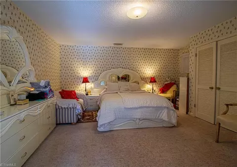4654 Pineview Dr, Trinity, NC 27370 photo 8