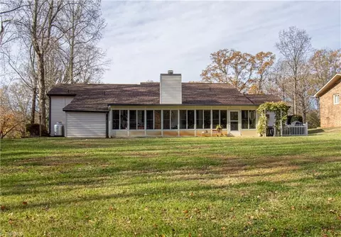 4654 Pineview Dr, Trinity, NC 27370 photo 31