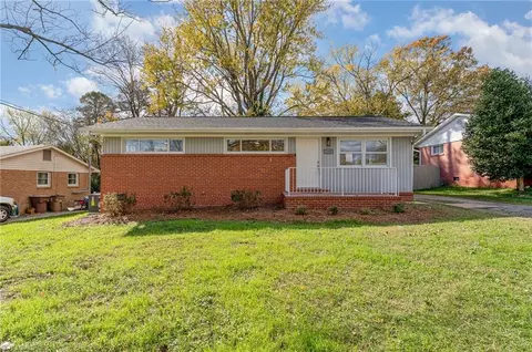 1304 Echo St, Greensboro, NC 27407