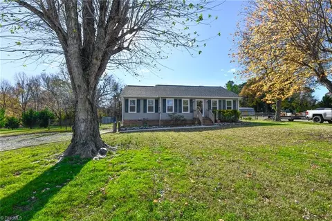 2202 Brandon Station Rd, Pleasant Garden, NC 27313