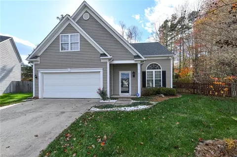 3341 Denby Ct, Jamestown, NC 27282