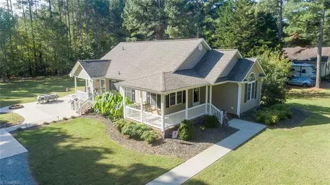 4209 Kerrs Chapel Rd, Elon, NC 27244