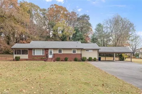 199 Tipperary Ln, Winston Salem, NC 27104