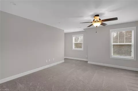2710 Splitbrooke Dr, High Point, NC 27265 photo 29