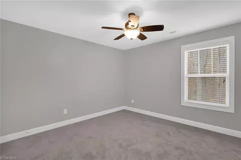 2710 Splitbrooke Dr, High Point, NC 27265 photo 32