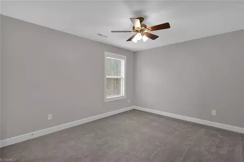 2710 Splitbrooke Dr, High Point, NC 27265 photo 34