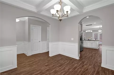 2710 Splitbrooke Dr, High Point, NC 27265 photo 8