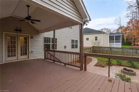 2710 Splitbrooke Dr, High Point, NC 27265 photo 38