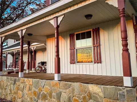 Exterior - 105 Dodson St, Pilot Mountain, NC 27041 photo 4 of 7