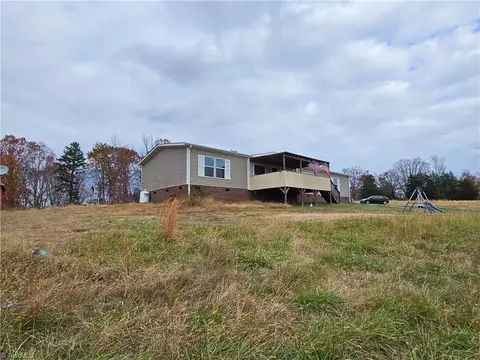 839 Blackwell Rd, Yanceyville, NC 27379