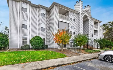 3634 Morris Farm Dr #1D, Greensboro, NC 27409