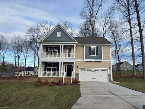7207 Halter Ct, Greensboro, NC 27455