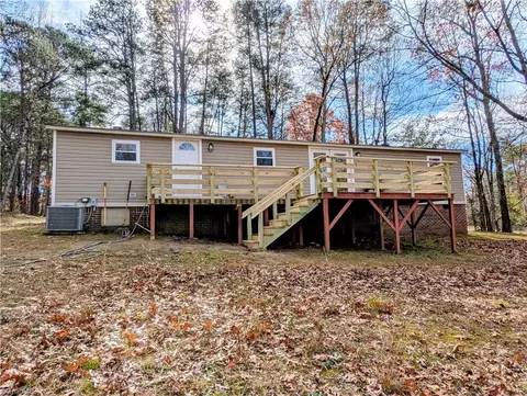 152 Paynetown Rd, Mount Airy, NC 27030 photo 16