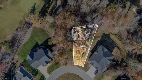 0012 High Meadow Dr, Asheboro, NC 27205