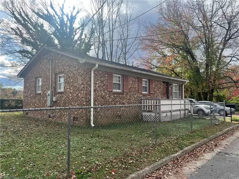 2504 Cork St, Greensboro, NC 27401