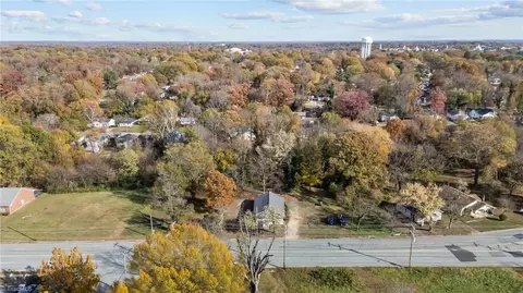View/Area - 1424 Johnson St, High Point, NC 27262 photo 5 of 6